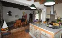 Maison 8 pièces 600m2 cuisine 2.webp